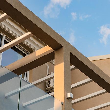 Melena Premium Suites Roda  Exterior foto